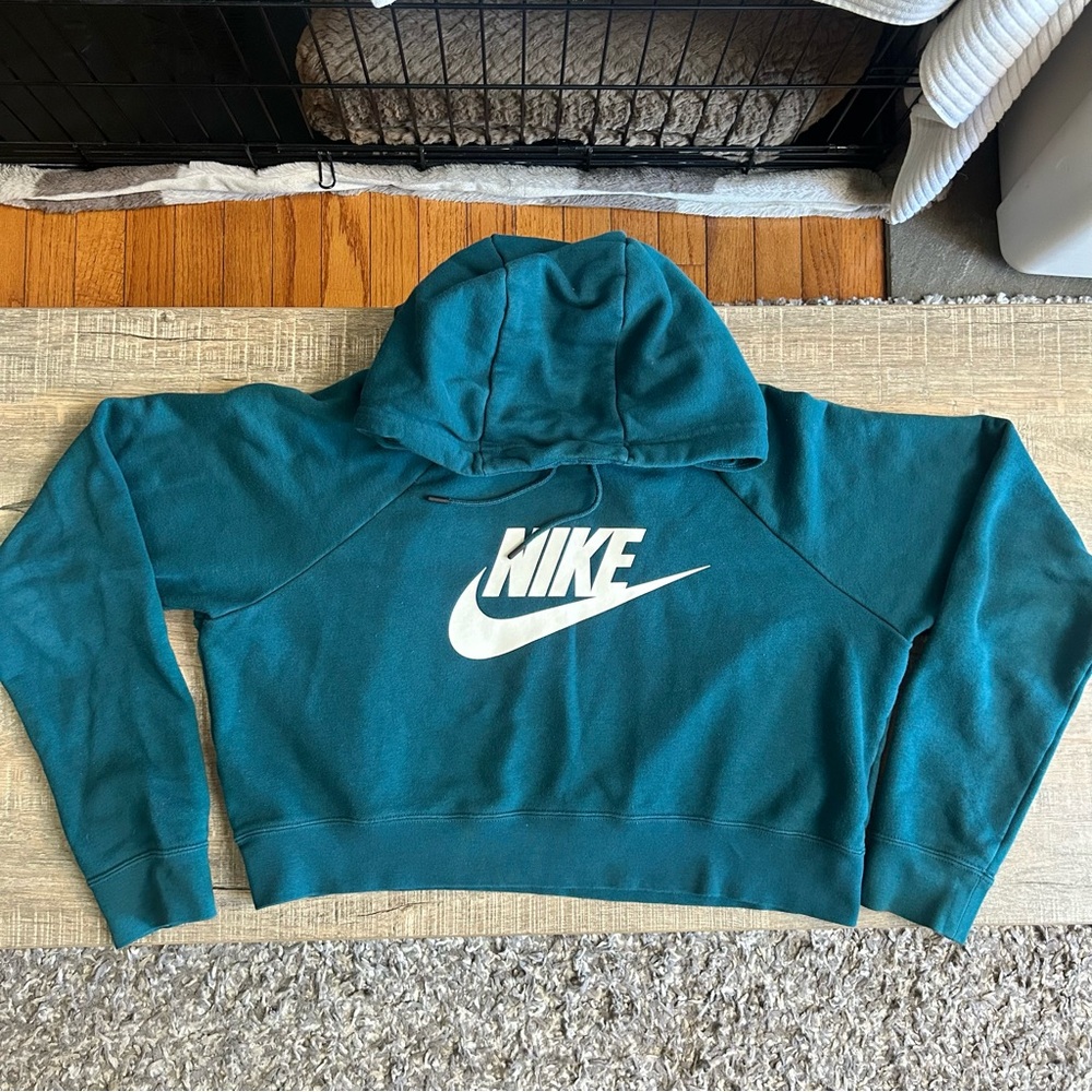 Nike Crop Hoodie